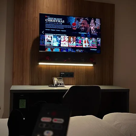 Ozo Antares Airport Hotel