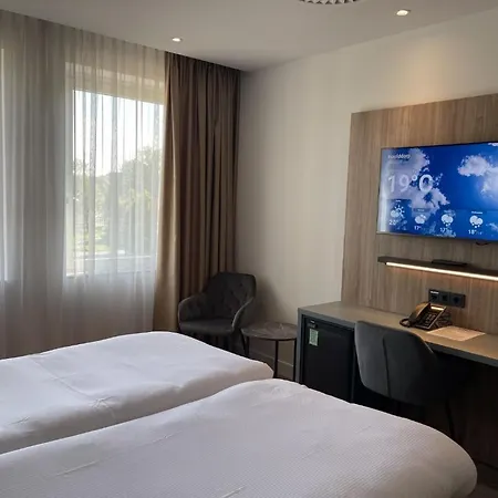 Ozo Antares Amsterdam Schiphol Airport Hotel