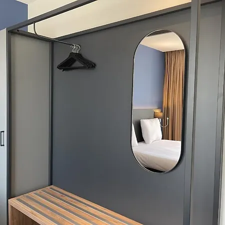 Ozo Antares Amsterdam Schiphol Airport 3*