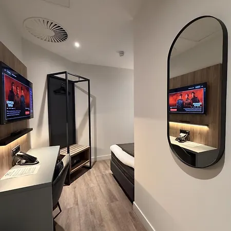 Hotel Ozo Antares Amsterdam Schiphol Airport 3*