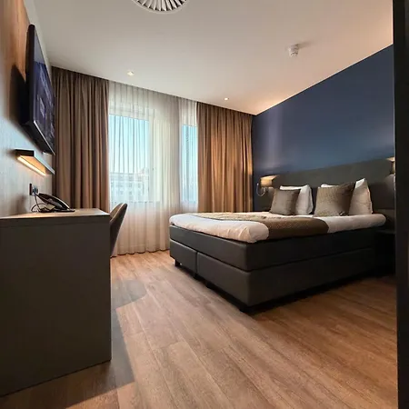 Hotel Ozo Antares Amsterdam Schiphol Airport 3*